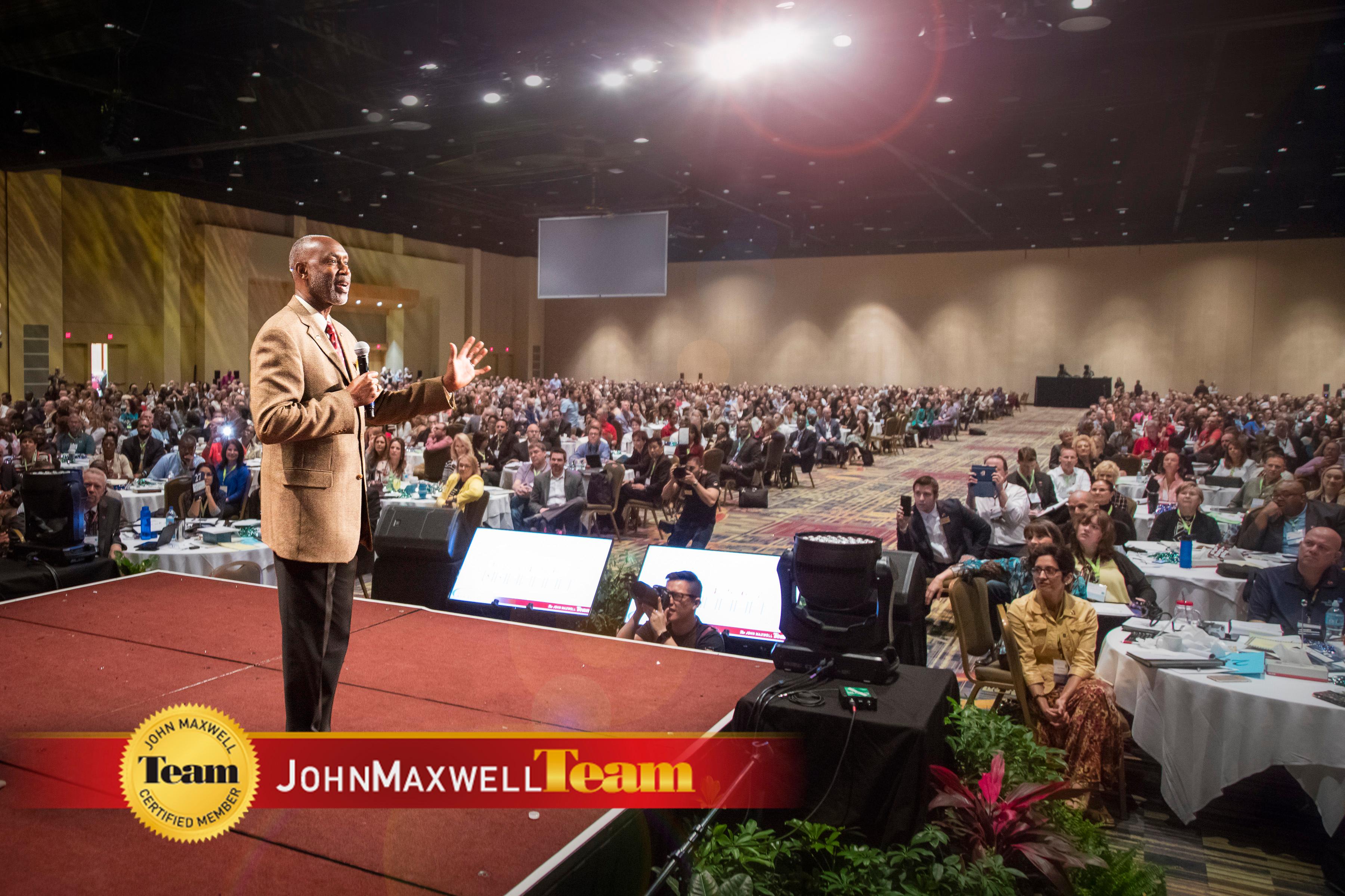 Stage Time Photo at International Maxwell Certification